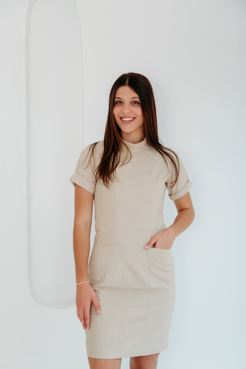 Evelyn in Beige
